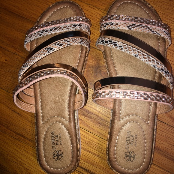 cushion walk sandals